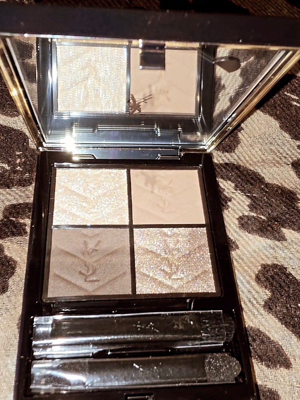 Yves Saint Laurent Neutral Shimmer & Matte Eye Quad Palette - Taupe Sparkle